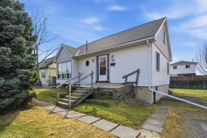 4-bedroom detached home for sale in Hamilton — 560 Stone Church Road E
