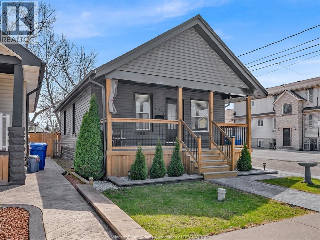 4-bedroom home for rent in Windsor — 561 Ellis Street (Photo 1)