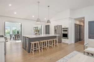 4-bedroom detached home for sale in Halton — 564 Maplehill Drive