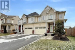 4-bedroom home for sale in Niagara Falls — 56 Dominion Crescent