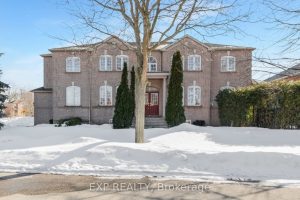 5-bedroom detached home for sale in Toronto — 56 Moreau Trail