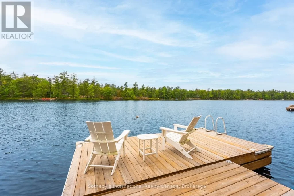 3-bedroom home for sale in Gravenhurst — 5760 Kahshe Lake (Photo 1)