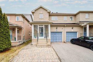 3-bedroom semi-detached home for sale in York — 58 Warren Bradley Street