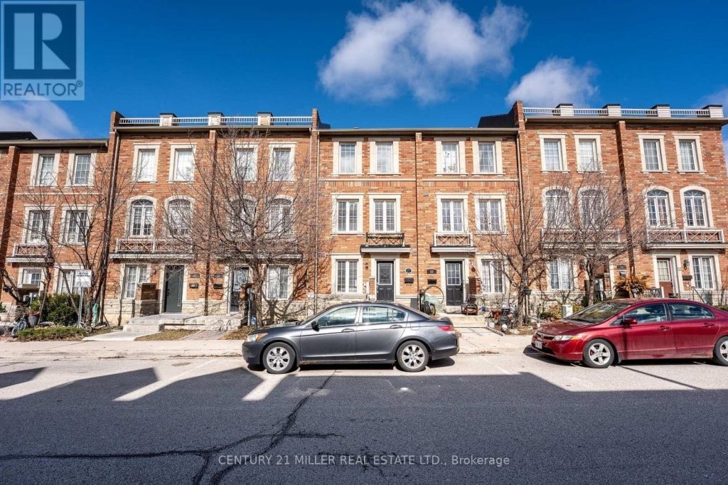 4-bedroom home for sale in Toronto — 59 Jim Baird Mews (Photo 1)