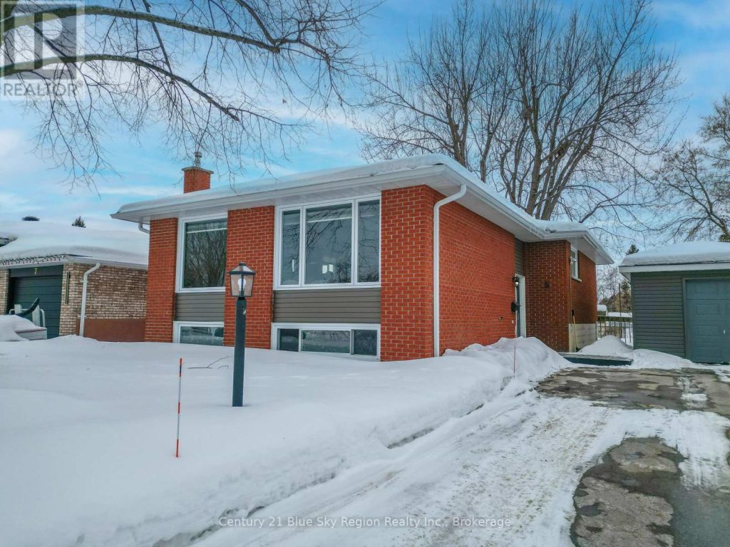 3-bedroom detached home for sale in Nipissing — 5 Knox Court (Photo 1)