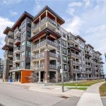 1-bedroom home for sale in Grimsby — 602 - 10 Esplanade Lane (Photo 2)