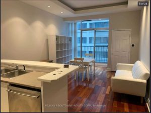 1-bedroom condo apartment for rent in Toronto — 606 - 8 Wellesley Street E