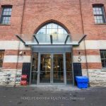 2-bedroom condo apartment for rent in Toronto — 607 - 5 St Joseph Street (Photo 2)