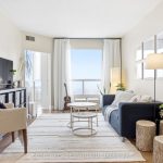 2-bedroom condo apartment for sale in Toronto — 611 - 5 Concorde Place (Photo 1)