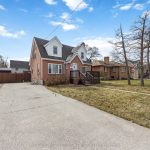 3-bedroom detached home for sale in Lambton — 617 Cathcart Boulevard (Photo 1)