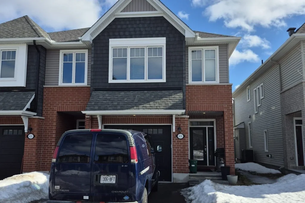 3-bedroom att/row/townhouse for sale in Ottawa — 618 Taliesin Crescent (Photo 1)