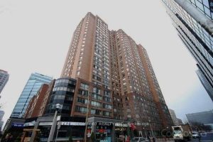 1-bedroom condo apartment for rent in Toronto — 620 - 633 Bay Street