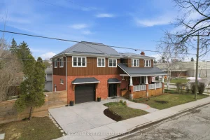 4-bedroom detached home for sale in Middlesex — 62 Gerrard Street