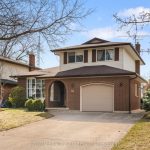 3-bedroom detached home for sale in Niagara — 64 Adel Drive (Photo 2)
