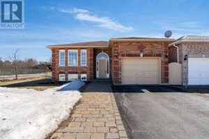 4-bedroom home for sale in Barrie — 67 Forest Dale Drive