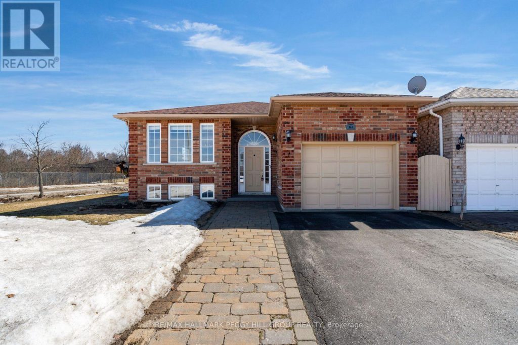 4-bedroom home for sale in Barrie — 67 Forest Dale Drive (Photo 1)