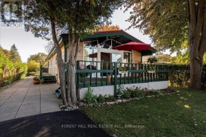 3-bedroom detached home for sale in Simcoe — 67 Lake Avenue
