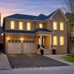4-bedroom detached home for sale in York — 68 Albright Crescent (Photo 5)