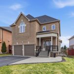 3-bedroom detached home for sale in Hamilton — 68 Rockhaven Lane (Photo 2)