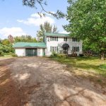5-bedroom home for sale in Laurentian Valley — 698 Moffat Street (Photo 3)
