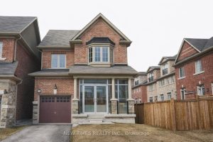 4-bedroom detached home for rent in Richmond Hill — 6 Coventry Court