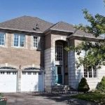 4-bedroom detached home for rent in Richmond Hill — 6 Coventry Court (Photo 3)