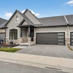 2-bedroom condo townhouse for sale in Niagara — 6 Peachtree Lane (Photo 2)