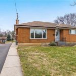 3-bedroom detached home for sale in Brantford — 6 Spartan Drive (Photo 3)