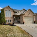 3-bedroom detached home for sale in Niagara — 7032 Kelly Drive (Photo 1)