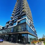 2-bedroom condo apartment for rent in Oakville — 703 - 297 Oak Walk Drive (Photo 2)