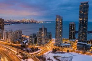 1-bedroom condo apartment for sale in Toronto — 707 - 58 Marine Parade Drive