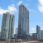 3-bedroom condo apartment for sale in Toronto — 709 - 10 Inn On The Park Drive (Photo 4)