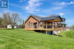 5-bedroom home for sale in Paris — 70 Governors Road East