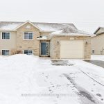 5-bedroom home for sale in Petawawa — 70 Mary Street (Photo 4)