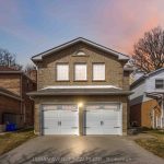 3-bedroom detached home for sale in Toronto — 711 Cowan Circle (Photo 1)