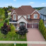 4-bedroom home for sale in New Tecumseth — 71 Cauthers Crescent (Photo 5)