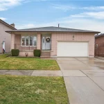4-bedroom single family residence home for sale in Stoney Creek — 71 Ellington Avenue (Photo 1)