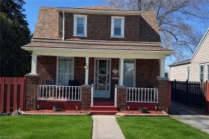 3-bedroom home for sale in Hamilton — 72 East 32nd Street