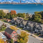 4-bedroom home for sale in Fort Erie — 750 Lakeshore Road (Photo 1)