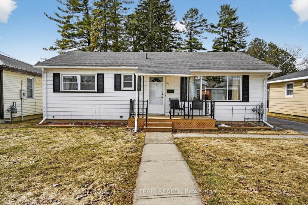 3-bedroom detached home for sale in Leeds And Grenville — 763 Josephine Street (Photo 1)