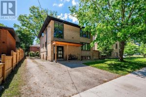 5-bedroom fourplex home for sale in Mississauga — 76 Thirty Fifth Street