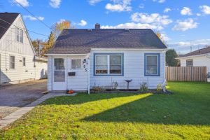 2-bedroom home for sale in Owen Sound — 785 6th 'a' Street East