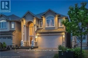 6-bedroom home for sale in Hamilton — 78 Assisi Street