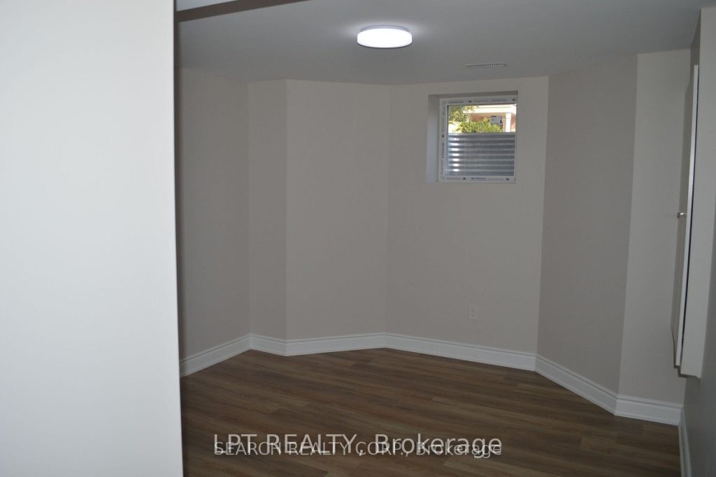 2-bedroom detached home for rent in Milton — 795 Bessy Trail Bsmt Trail (Photo 1)