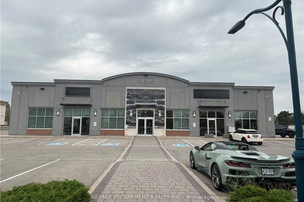 Studio commercial retail home for rent in Burlington — 7 - 3325 Harvester Road (Photo 1)