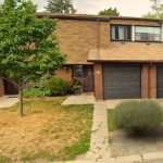 3-bedroom condo townhouse for sale in Peel — 7 - 400 Mississauga Valley Boulevard (Photo 4)