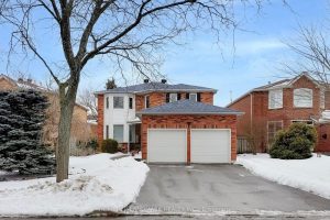 4-bedroom detached home for sale in York — 7 Lancashire Road