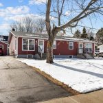 Studio store w apt/office home for sale in Bruce — 7 Peter Street S (Photo 2)
