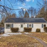 Studio store w apt/office home for sale in Bruce — 7 Peter Street S (Photo 3)