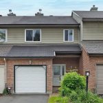 3-bedroom att/row/townhouse for rent in Ottawa — 7 Rueter Street (Photo 1)